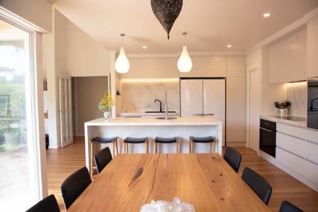 Best Dining Tables for Modern Homes
