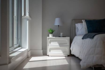 The Best Nightstands to Enhance Your Bedroom Decor