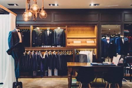 22 Best Suit Brands for Men (2025 Edition)