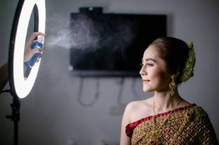 Exploring the World of Traditional Thai Dresses: A Journey Through Elegance